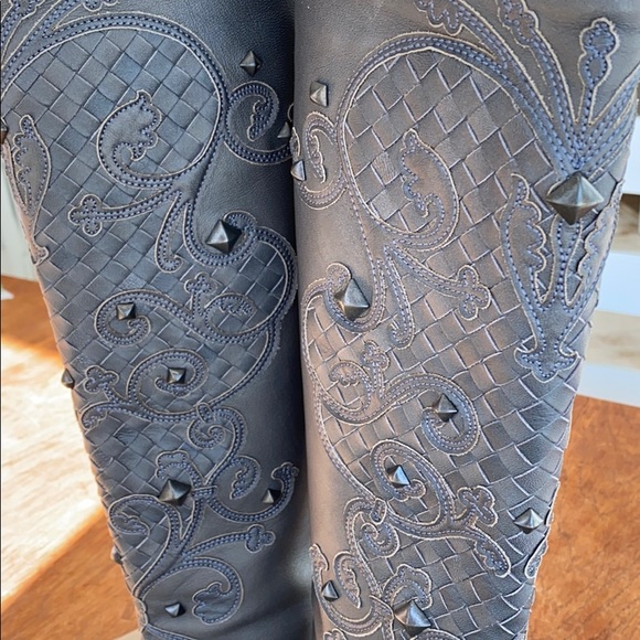 🎉Host Pick🎉Bottega Veneta Italian Leather Boots - Picture 2 of 14